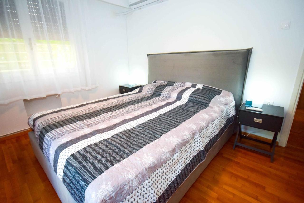 Filoxenia Apartment Athena Bagian luar foto